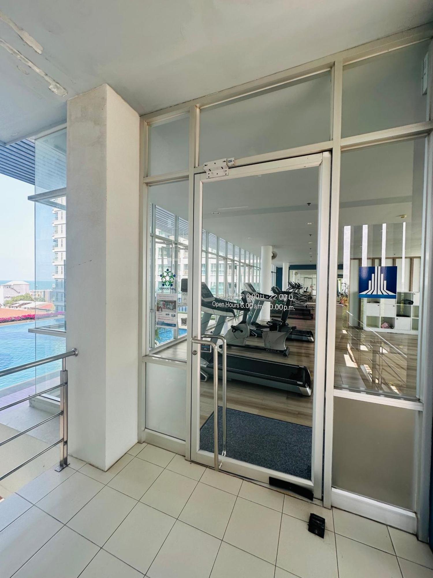 Seaview Beach Room Lumpini-Pool And Gym Face To Ocean 乔木提恩海滩 外观 照片