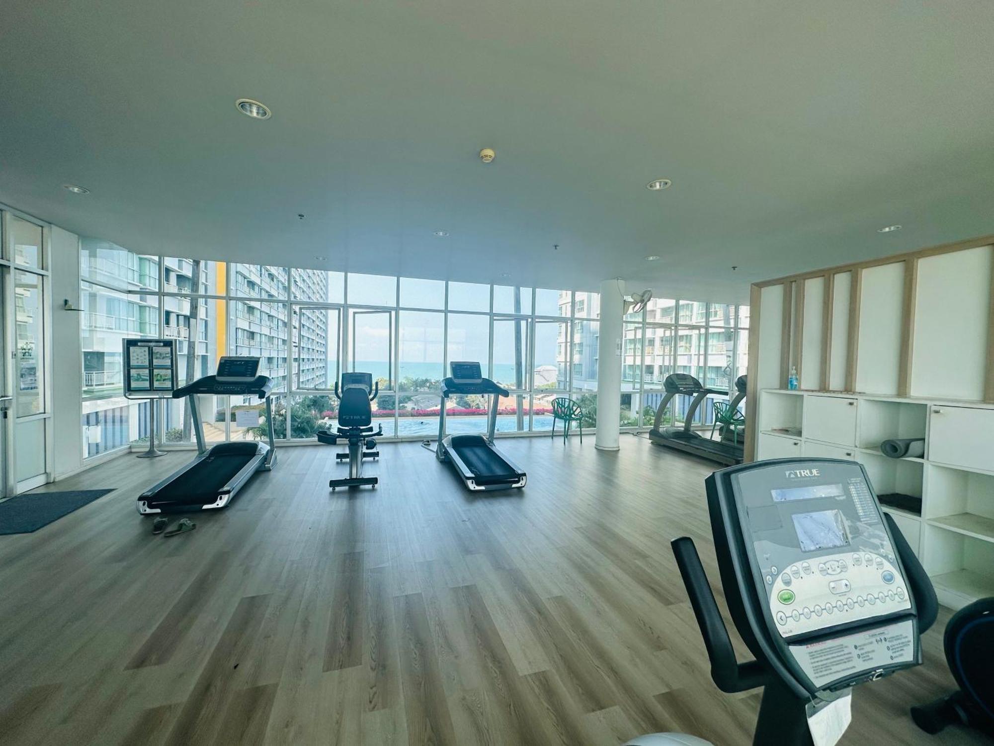 Seaview Beach Room Lumpini-Pool And Gym Face To Ocean 乔木提恩海滩 外观 照片